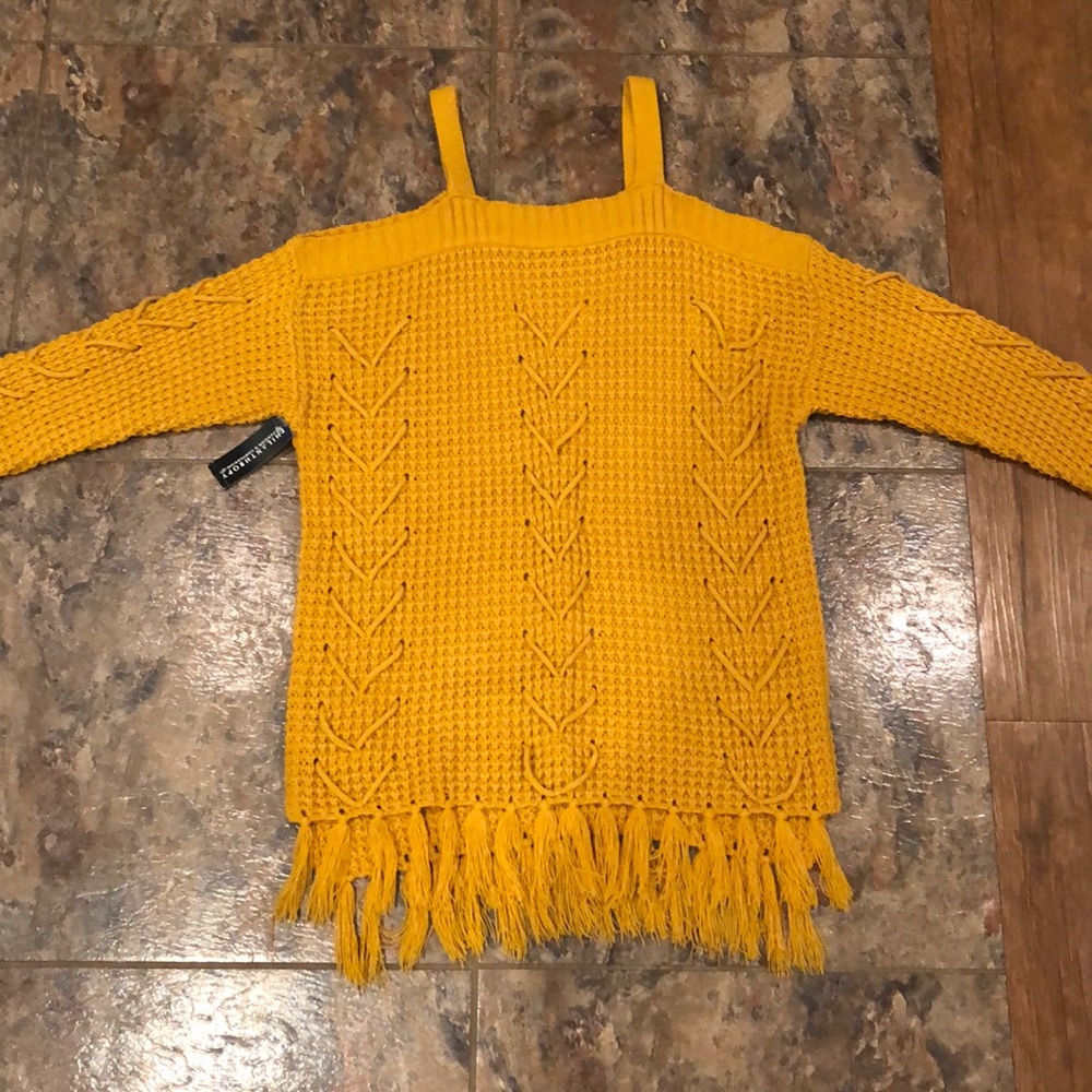 Mustard sweater with tassels